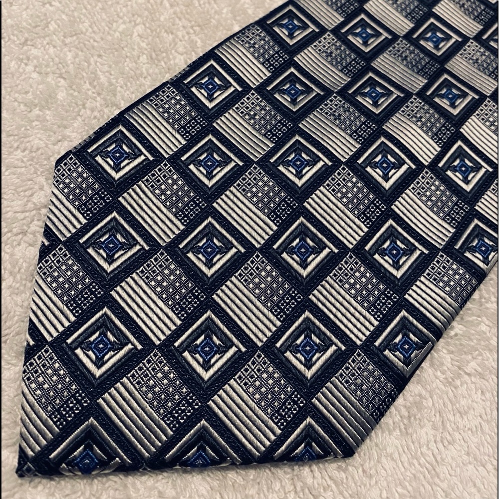 Brand New Corporate Power Tie By HARKEN